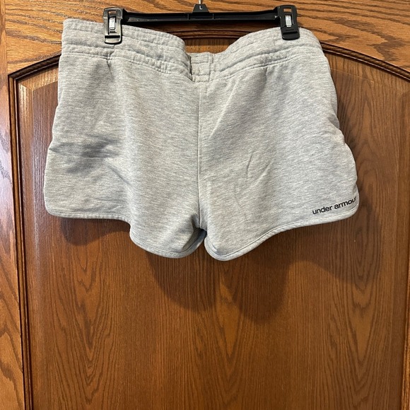 Under Armour Women's Gray Athleisure Activewear Logo Patch Shorts - Picture 2 of 4
